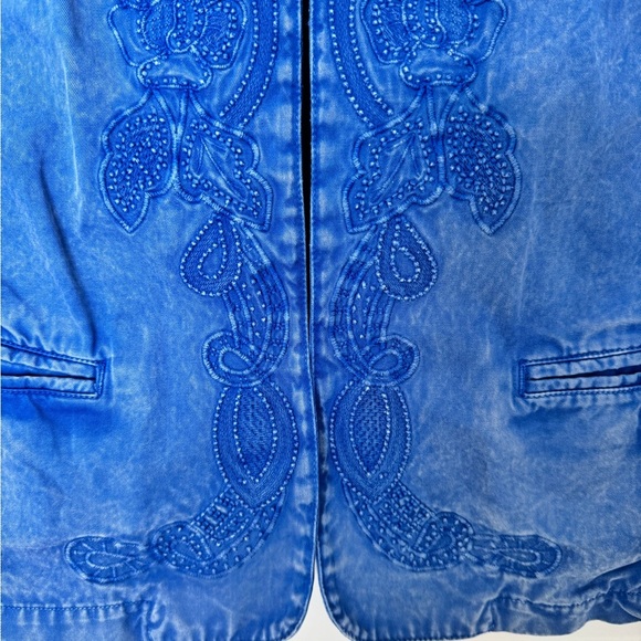Chicos Women Size 2 (L) Distressed Y2K Blue Embroidered Cotton Jacket Travelers - Picture 6 of 15
